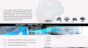 Le web design du site en 2003, très radical incluant une interactivité entre les mouvements du curseur et les éléments graphiques du site.
